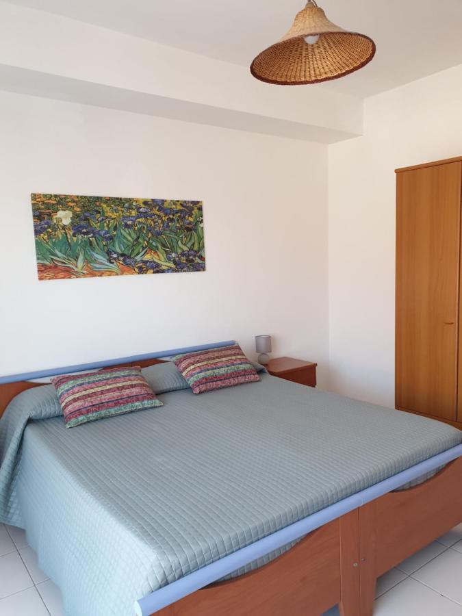 Baia Alcantara Apartments Giardini Naxos Eksteriør bilde